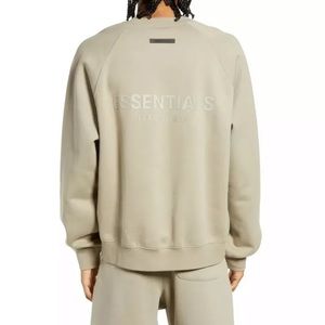 FOG Essentials sweatshirt pullover in moss crew